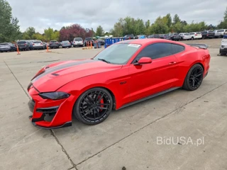 FORD MUSTANG GT