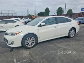 TOYOTA AVALON XLE PREMIUM