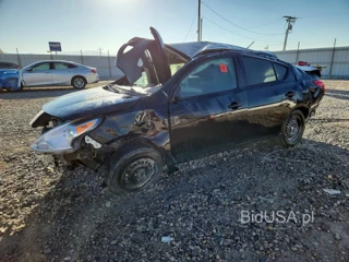 NISSAN VERSA S