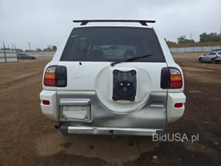 TOYOTA RAV4 BASE