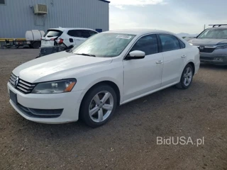 VOLKSWAGEN PASSAT SE