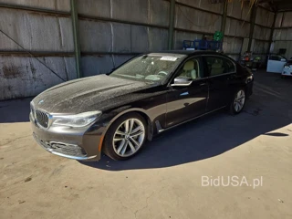 BMW 750 XI