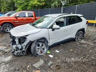 TOYOTA RAV4 HYBRID XLE