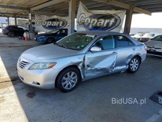 TOYOTA CAMRY HYBRID