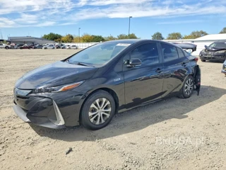 TOYOTA PRIUS PRIME LE