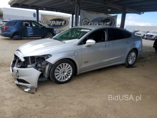 FORD FUSION SE PHEV