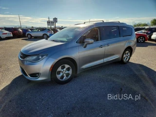 CHRYSLER PACIFICA TOURING L PLUS