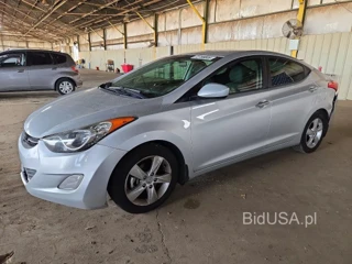 HYUNDAI ELANTRA GLS
