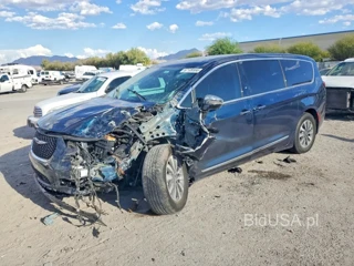 CHRYSLER PACIFICA HYBRID LIMITED