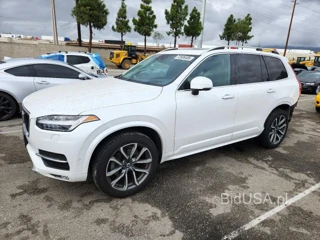 VOLVO XC90 T6 MOMENTUM