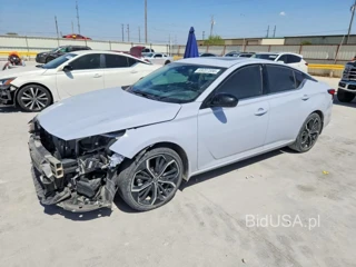 NISSAN ALTIMA SR
