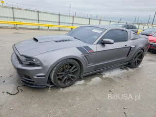 FORD MUSTANG GT