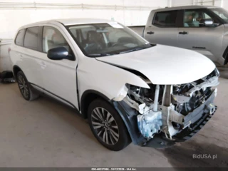MITSUBISHI MITSUBISHI OUTLANDER ES 2.4 S-AWC