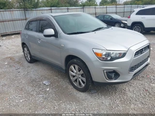 MITSUBISHI MITSUBISHI OUTLANDER SPORT SE