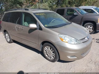 TOYOTA TOYOTA SIENNA XLE