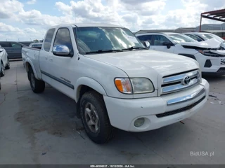 TOYOTA TOYOTA TUNDRA SR5 V8