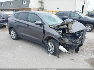 HYUNDAI HYUNDAI TUCSON SE