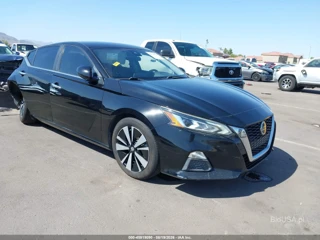 NISSAN NISSAN ALTIMA SV FWD