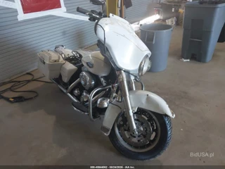 HARLEY-DAVIDSON HARLEY-DAVIDSON FLHTCUI