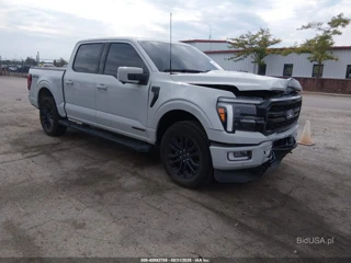 FORD FORD F-150 LARIAT