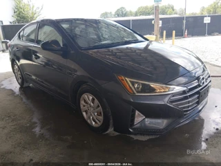 HYUNDAI HYUNDAI ELANTRA SE