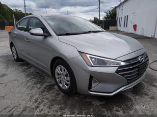 HYUNDAI HYUNDAI ELANTRA SE