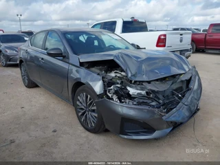 NISSAN NISSAN ALTIMA SV AWD