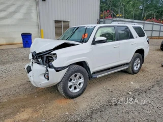TOYOTA 4RUNNER SR5