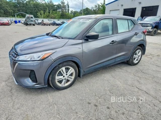 NISSAN KICKS S