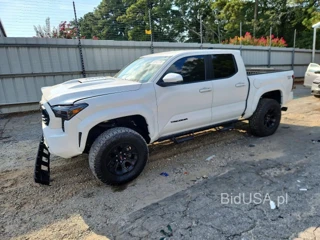 TOYOTA TACOMA TRD SPORT