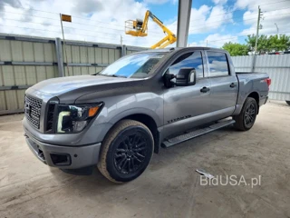 NISSAN TITAN S