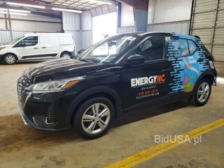 NISSAN KICKS SR