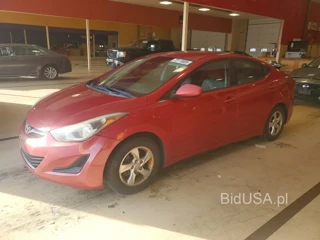 HYUNDAI ELANTRA SE