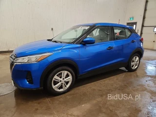 NISSAN KICKS S