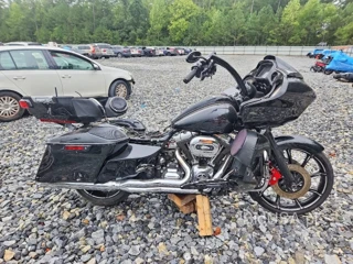 HARLEY-DAVIDSON FLTRX ROAD GLIDE