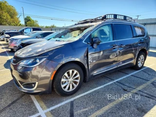 CHRYSLER PACIFICA TOURING L