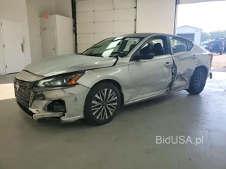 NISSAN ALTIMA SV