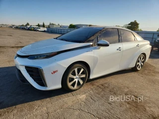 TOYOTA MIRAI BASE