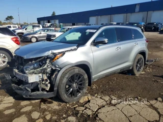 TOYOTA HIGHLANDER SE