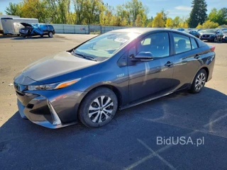 TOYOTA PRIUS PRIME XLE