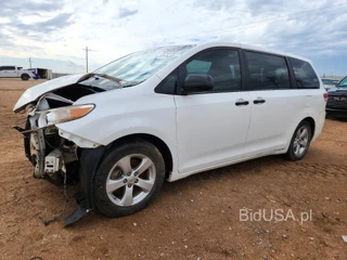 TOYOTA SIENNA L 7-PASSENGER