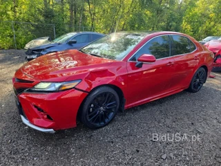 TOYOTA CAMRY XSE
