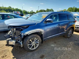 TOYOTA HIGHLANDER XLE