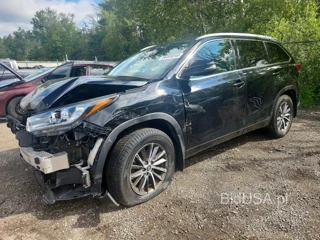 TOYOTA HIGHLANDER XLE