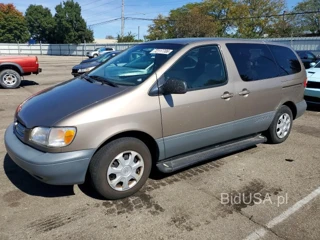 TOYOTA SIENNA CE