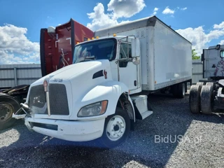 KENWORTH T270