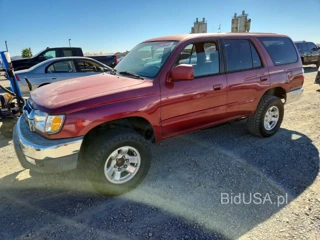 TOYOTA 4RUNNER SR5
