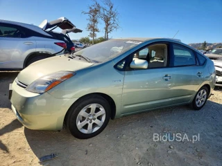 TOYOTA PRIUS BASE