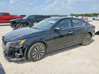 NISSAN ALTIMA SV