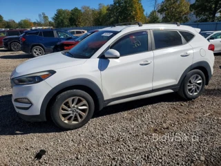 HYUNDAI TUCSON SE